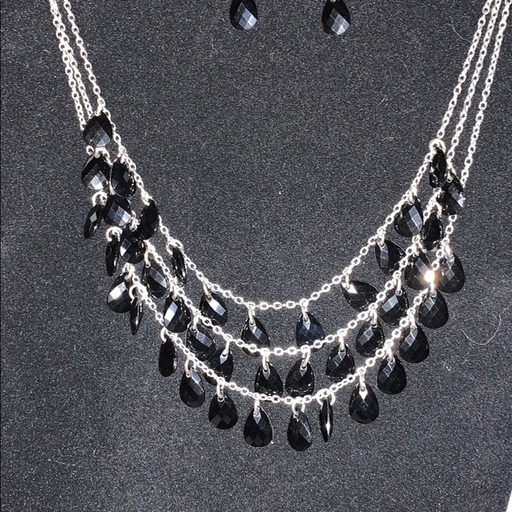 Vintage Silver & Jet Bead Necklace & Wire Earrings - Picture 4 of 6